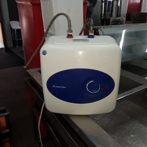 Ariston water boiler - Caterelli
