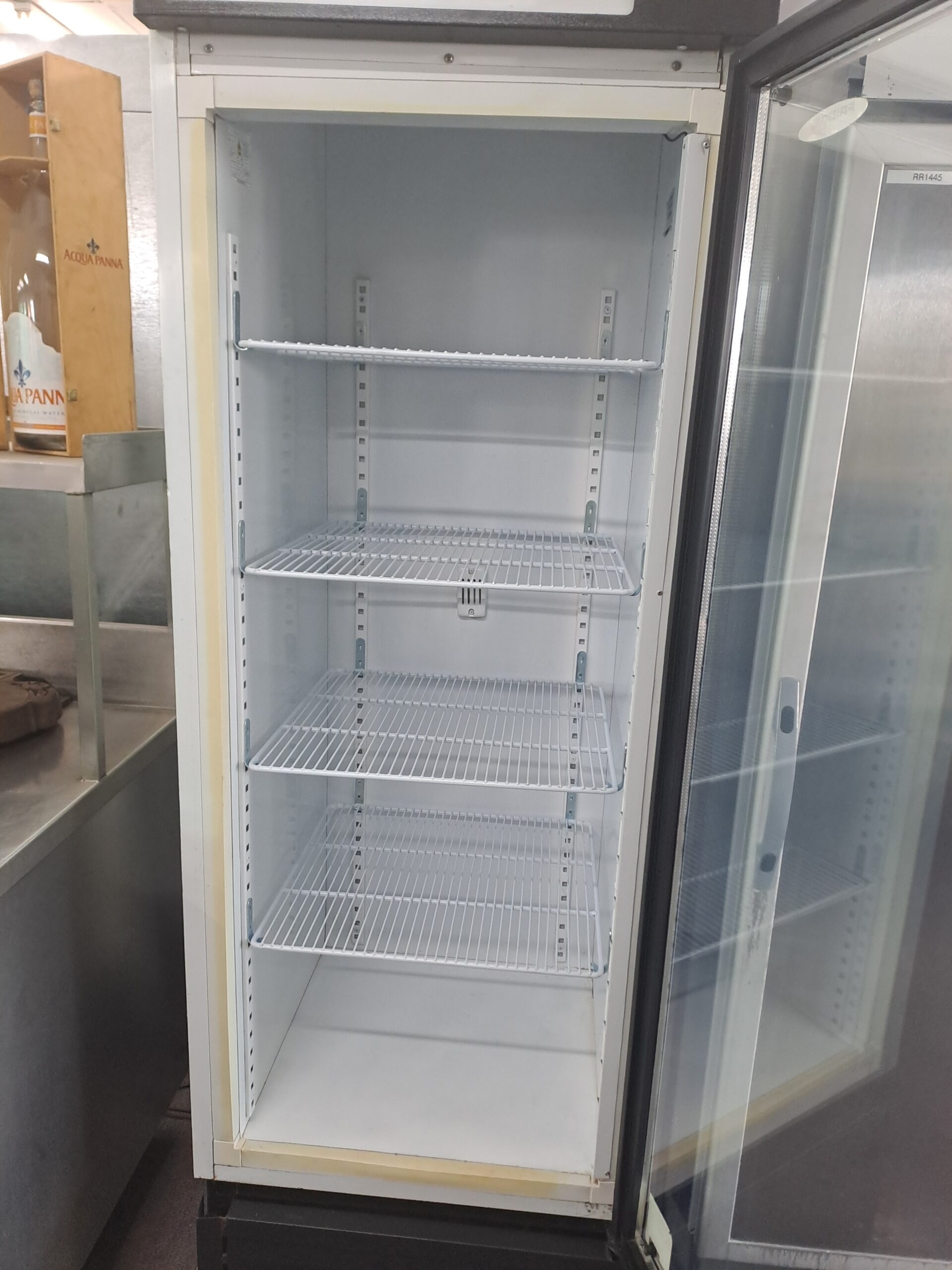Upright Glass Door Freezer Caterelli